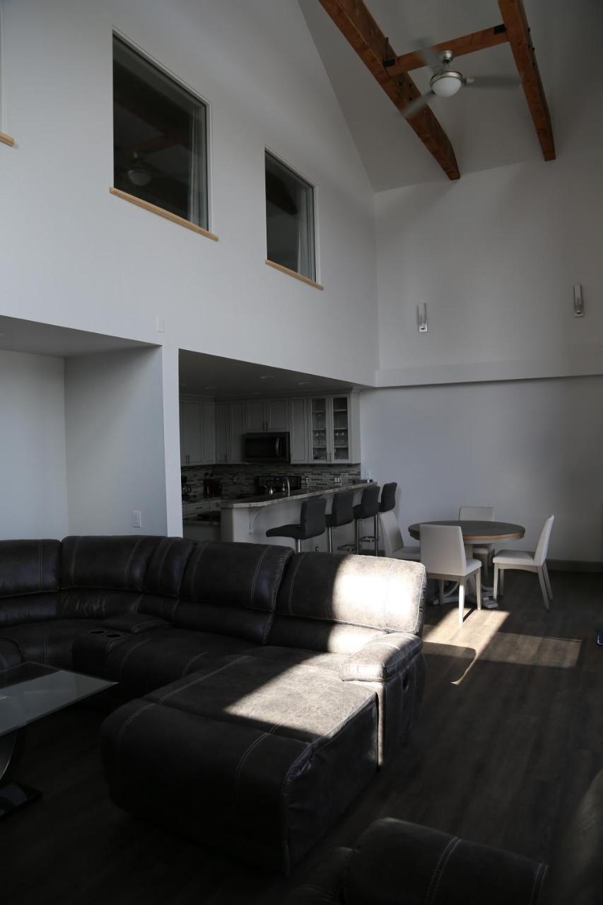 Otter Lodges Aparthotel