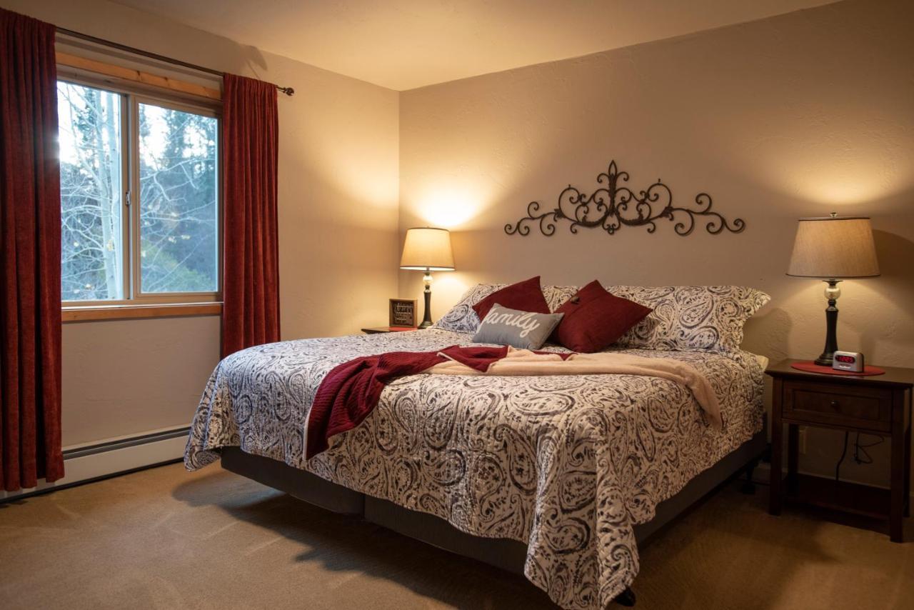 Bed & Breakfast Bear Creek Winery And Lodging *