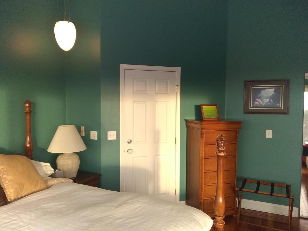 Alaska Sundance Retreat Bed & Breakfast Anchorage
