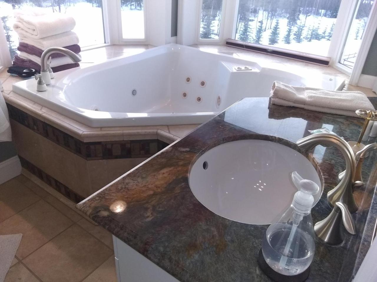 Alaska Sundance Retreat Bed & Breakfast 3*