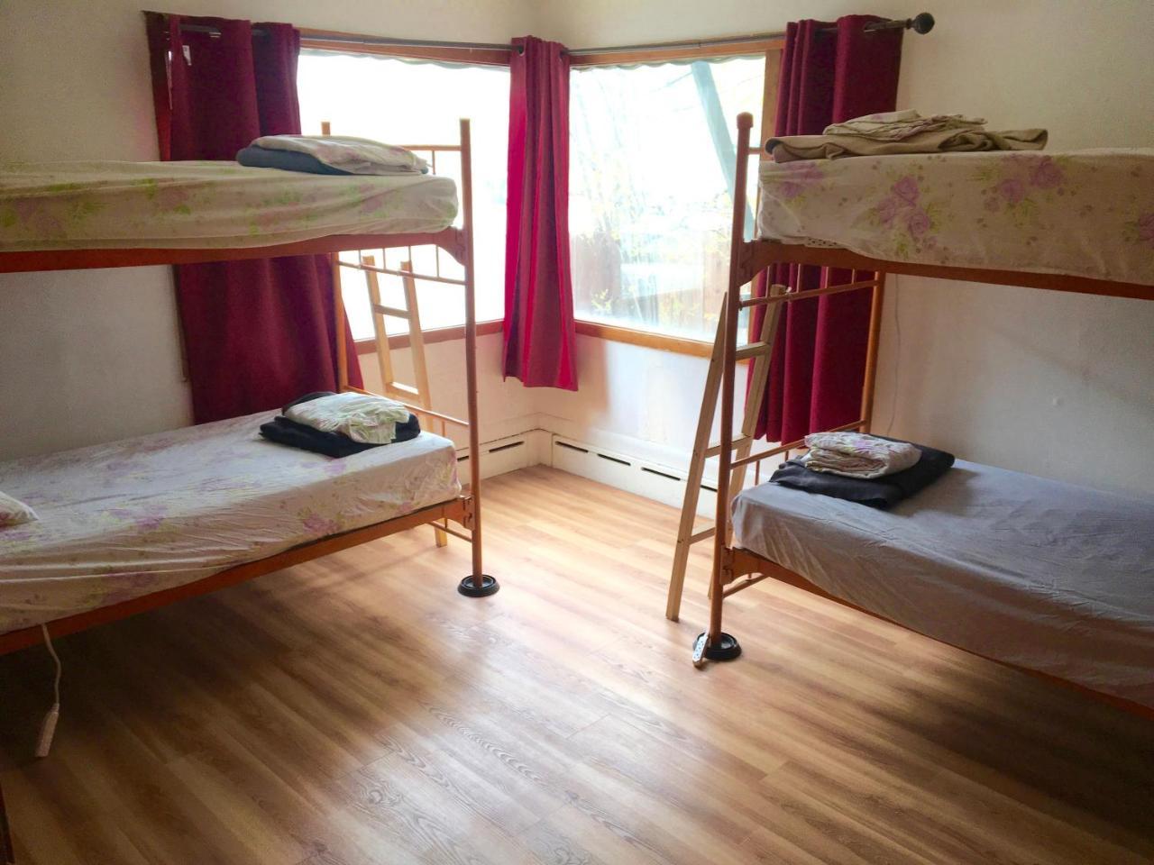 Hostel Base Camp Anchorage