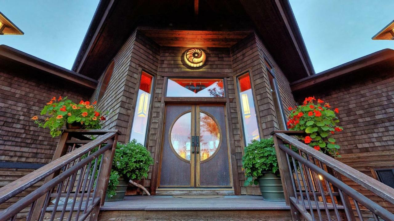 Stillpoint - 4*