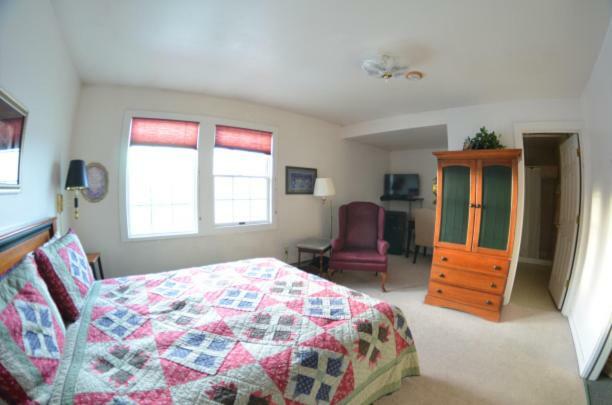 Colony 3* Palmer