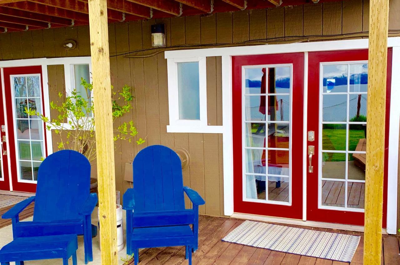 Oceanhouse Inn *