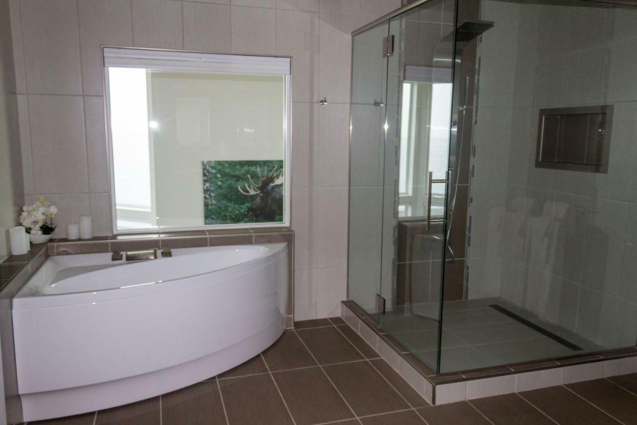Otter Lodges Aparthotel Homer