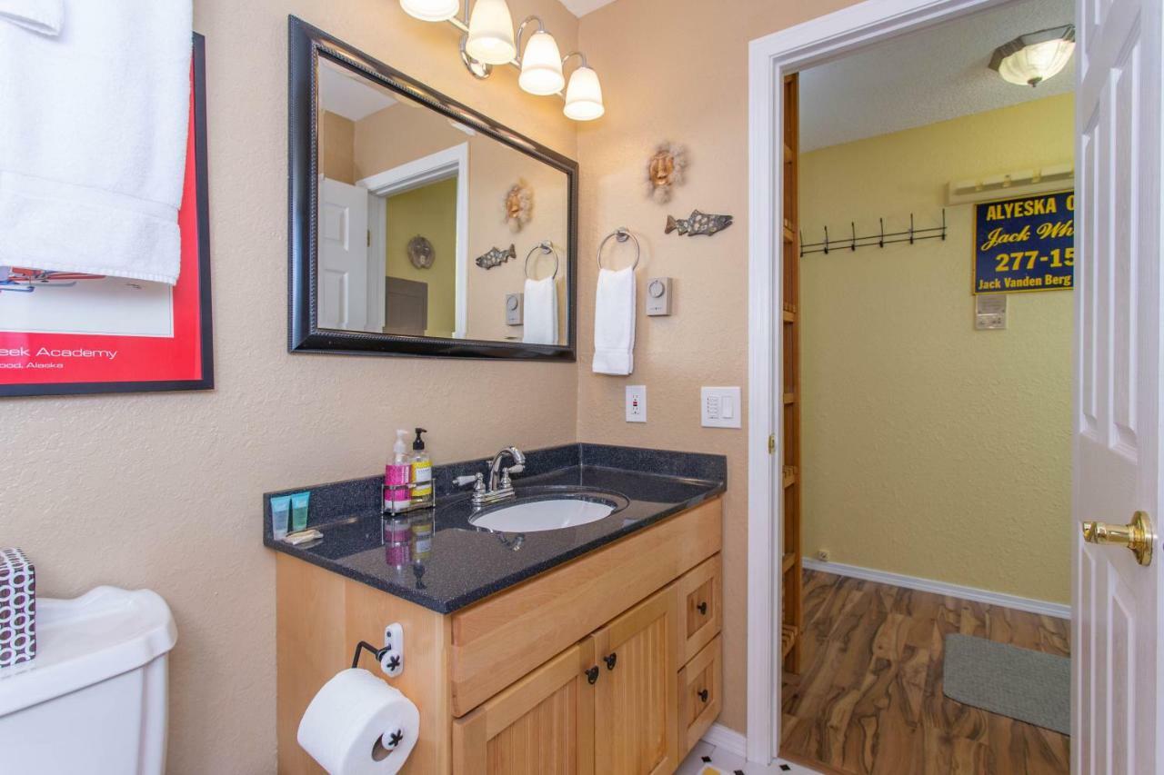 Hotel Brighton #107 - 1 Bath In Alyeska