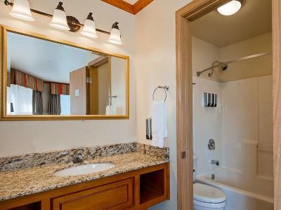 Hotel Edgewater