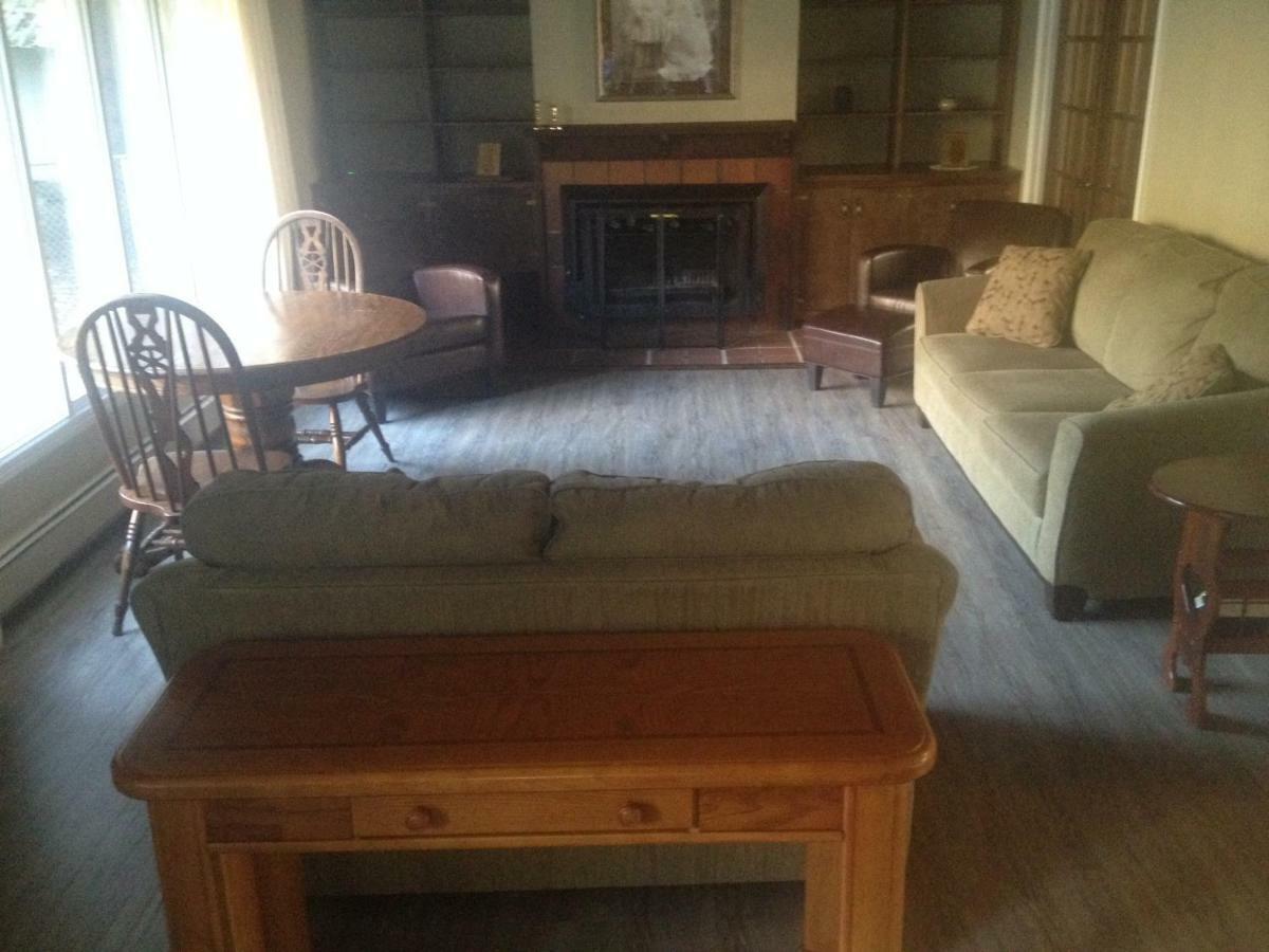 Glacier Guest - Private In Shared House Reduced Price On Tours Holiday home *