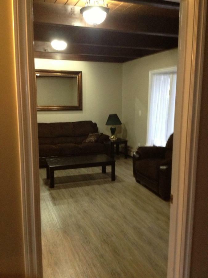 Glacier Guest - Private In Shared House Reduced Price On Tours Holiday home *