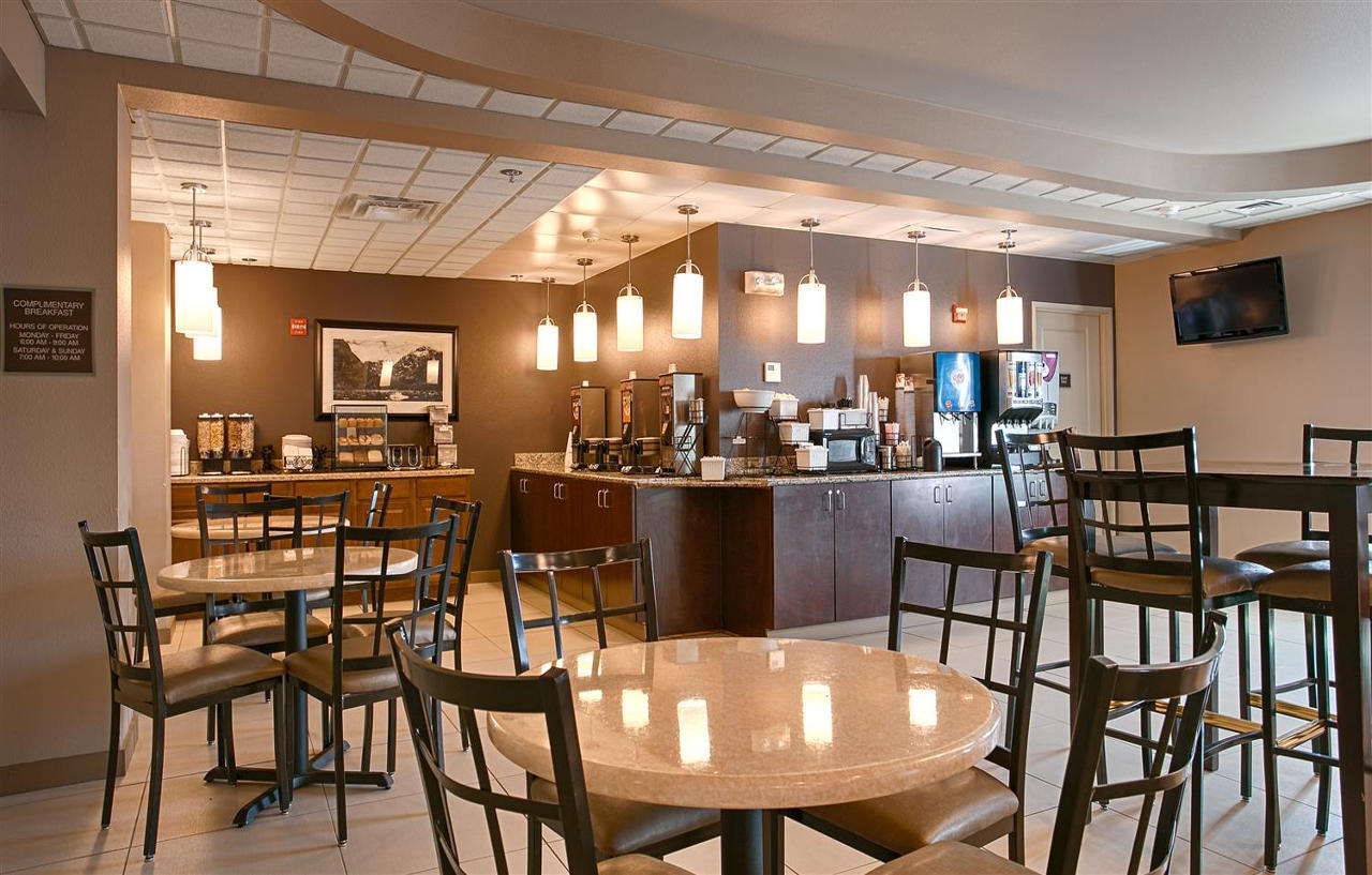 Western Chena River Hotel 3*