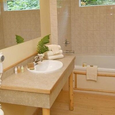 Windsong Hotel 4*