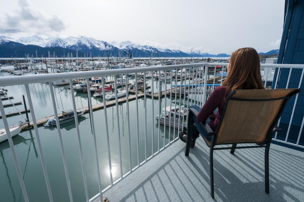 Harbor 360 Hotel 3*