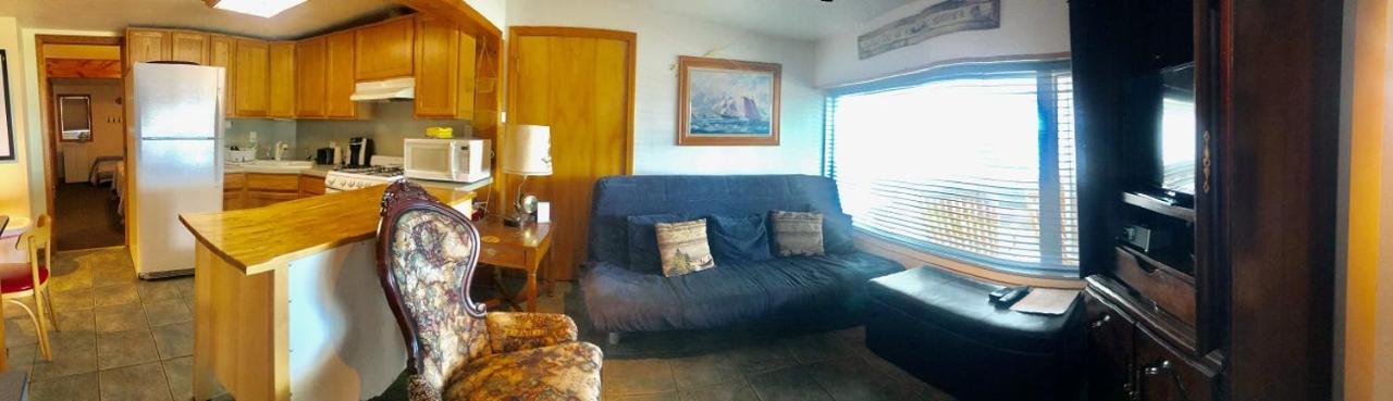 Driftwood Inn Homer