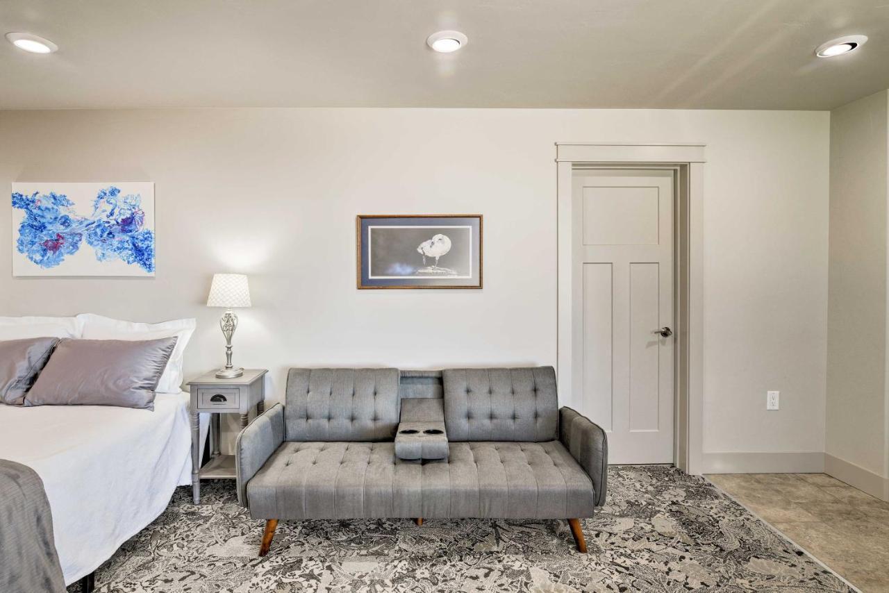 Getaway With Mtn Views Less Than 5 Mi To Zoo! Anchorage
