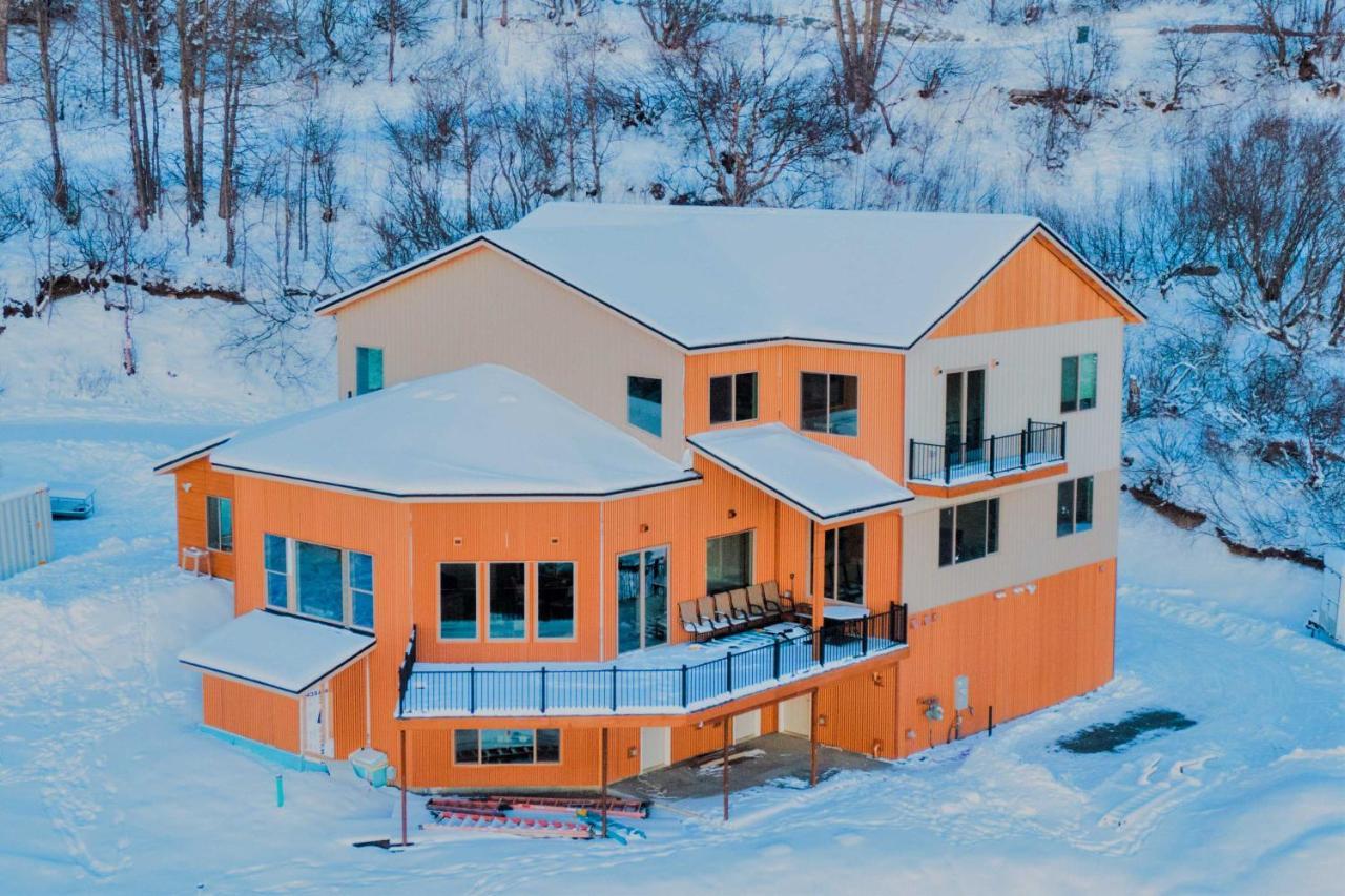 Apartment Getaway With Mtn Views Less Than 5 Mi To Zoo! *