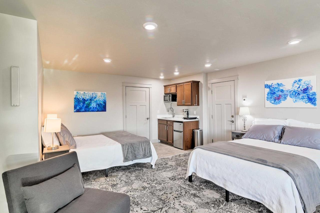 Getaway With Mtn Views Less Than 5 Mi To Zoo! Apartment