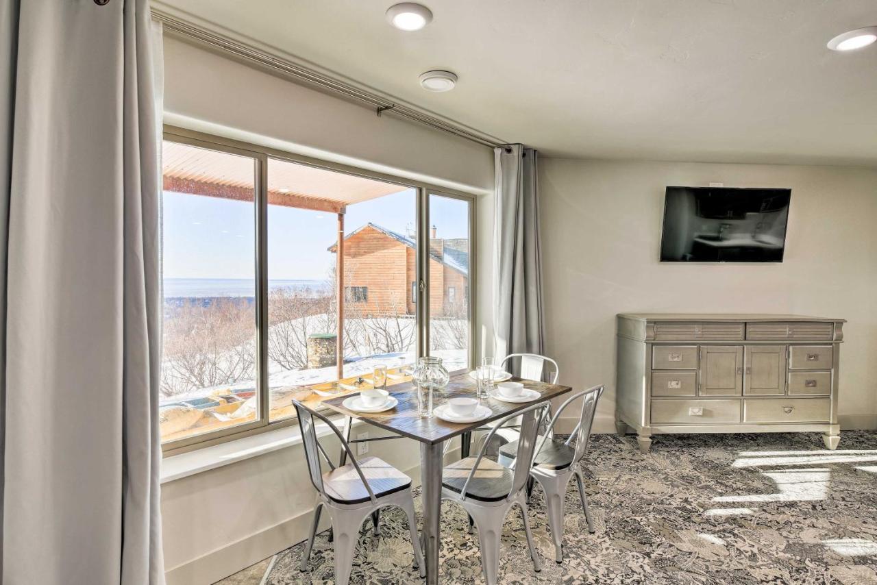 Getaway With Mtn Views Less Than 5 Mi To Zoo! *