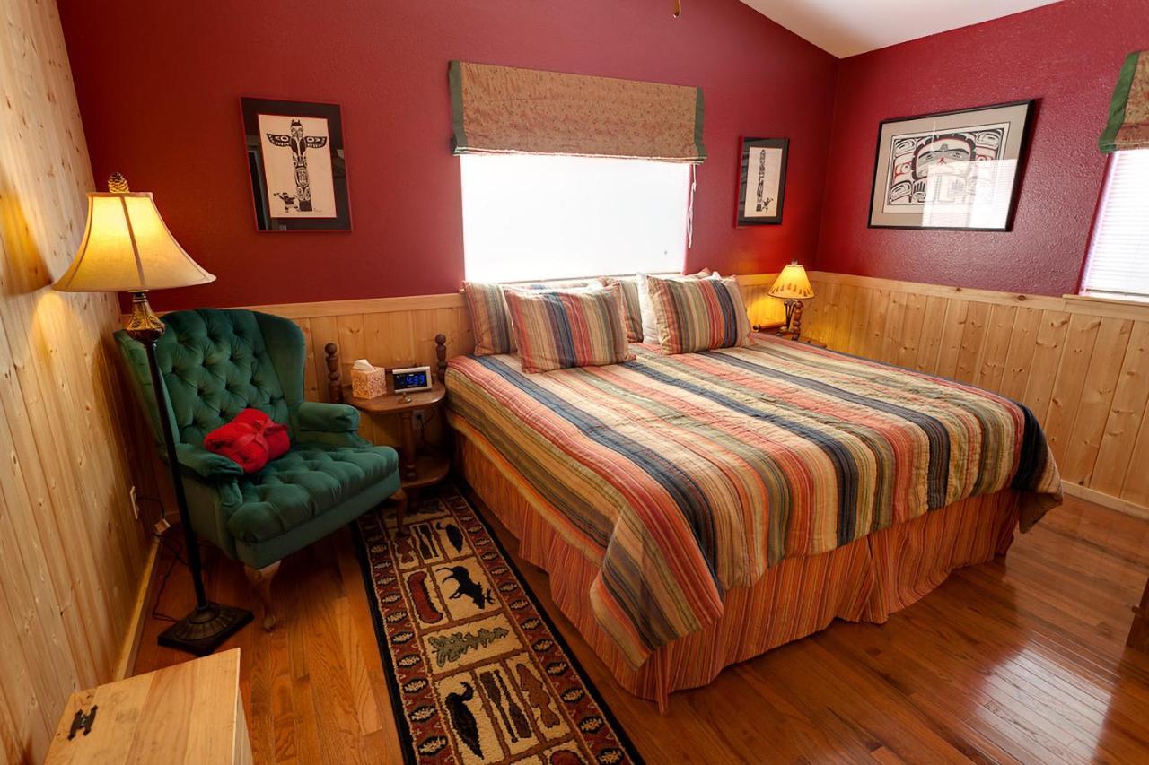 Sea Parrot Bed & Breakfast 2*