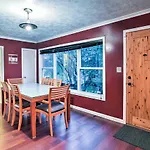 Downtown Anchorage Home, 1 Block To Coastal Trail!