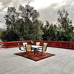 Newly Remodeled Spacious Units, Minutes From Mountains, Inlet, Downtown And Airport