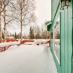 Anchorage Home 4 Mi To Alaska Zoo!