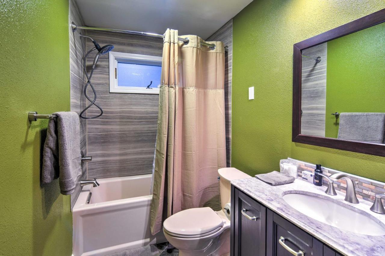 Downtown Home, 1 Block To Coastal Trail! Holiday home Anchorage