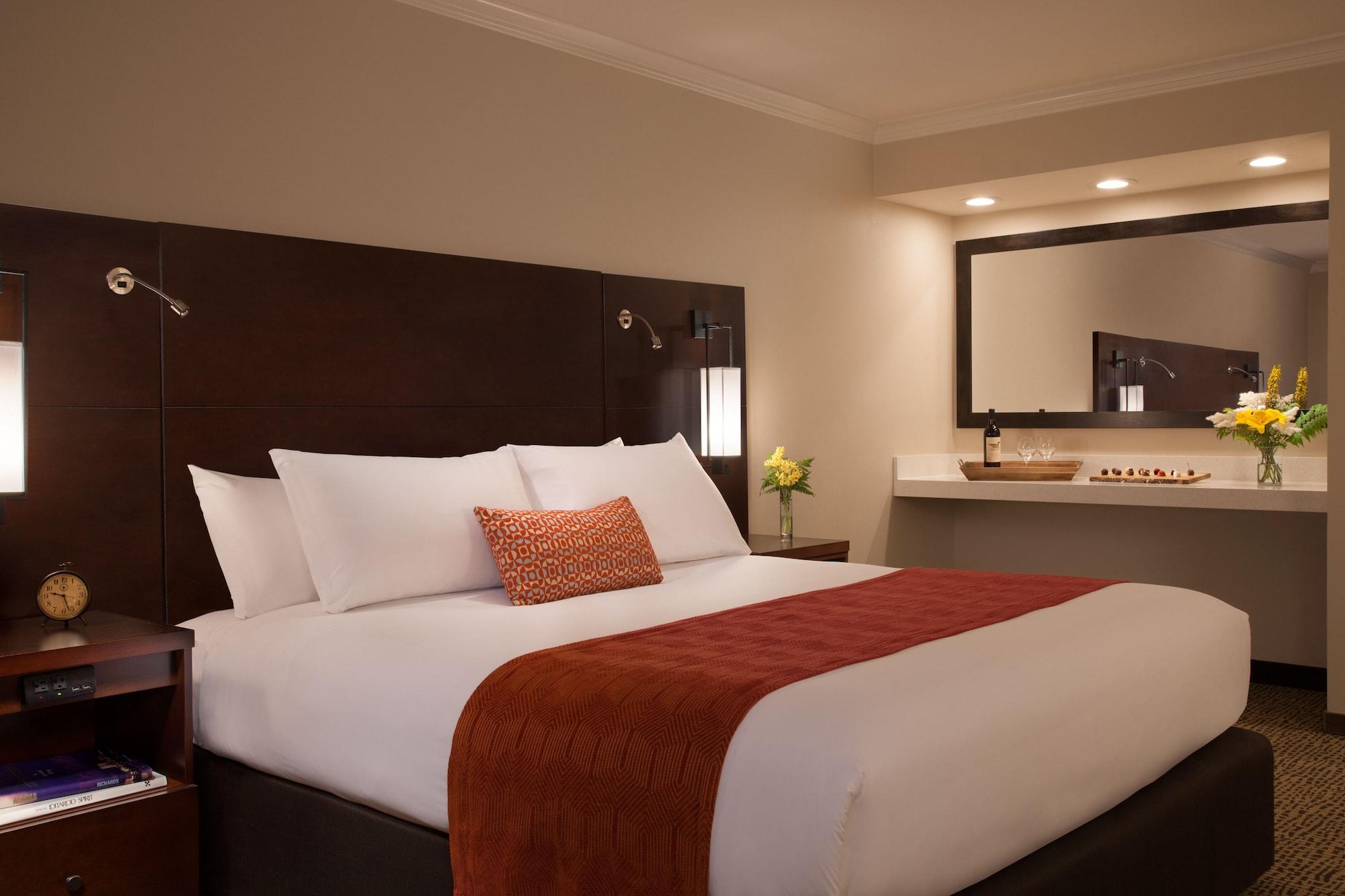 Hotel The Lakefront 3*