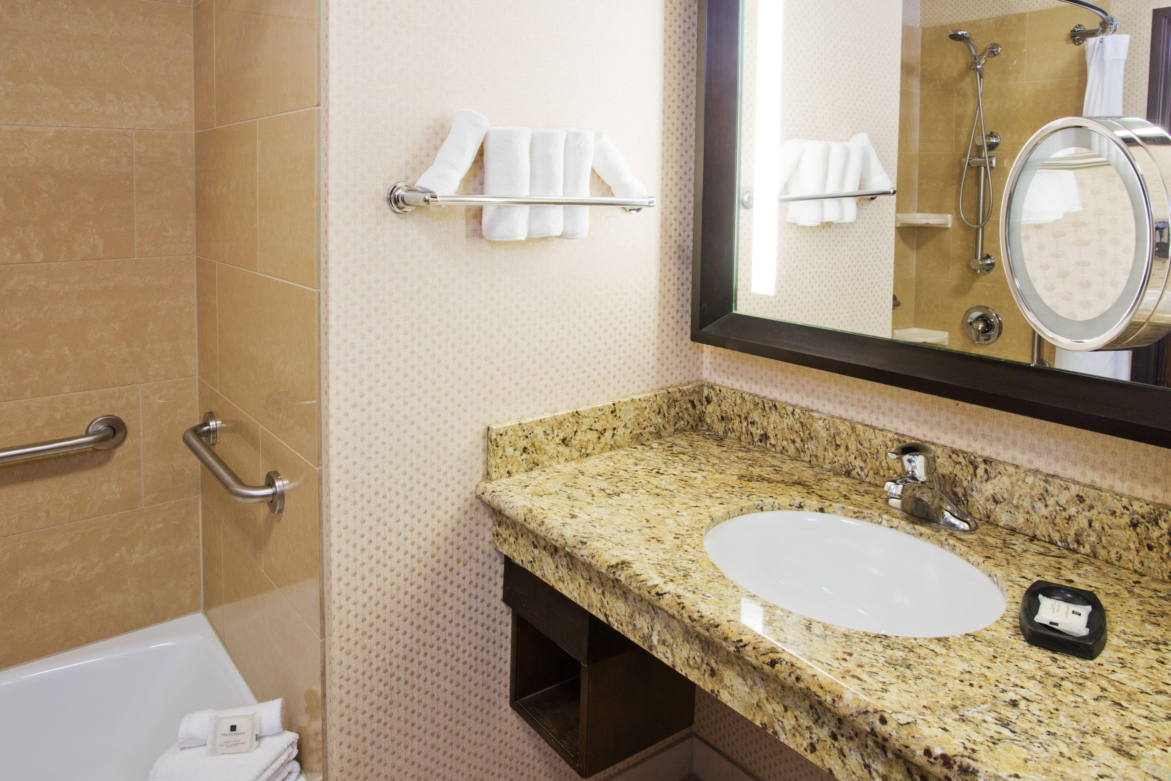 Crowne Plaza Anchorage-midtown By Ihg Anchorage