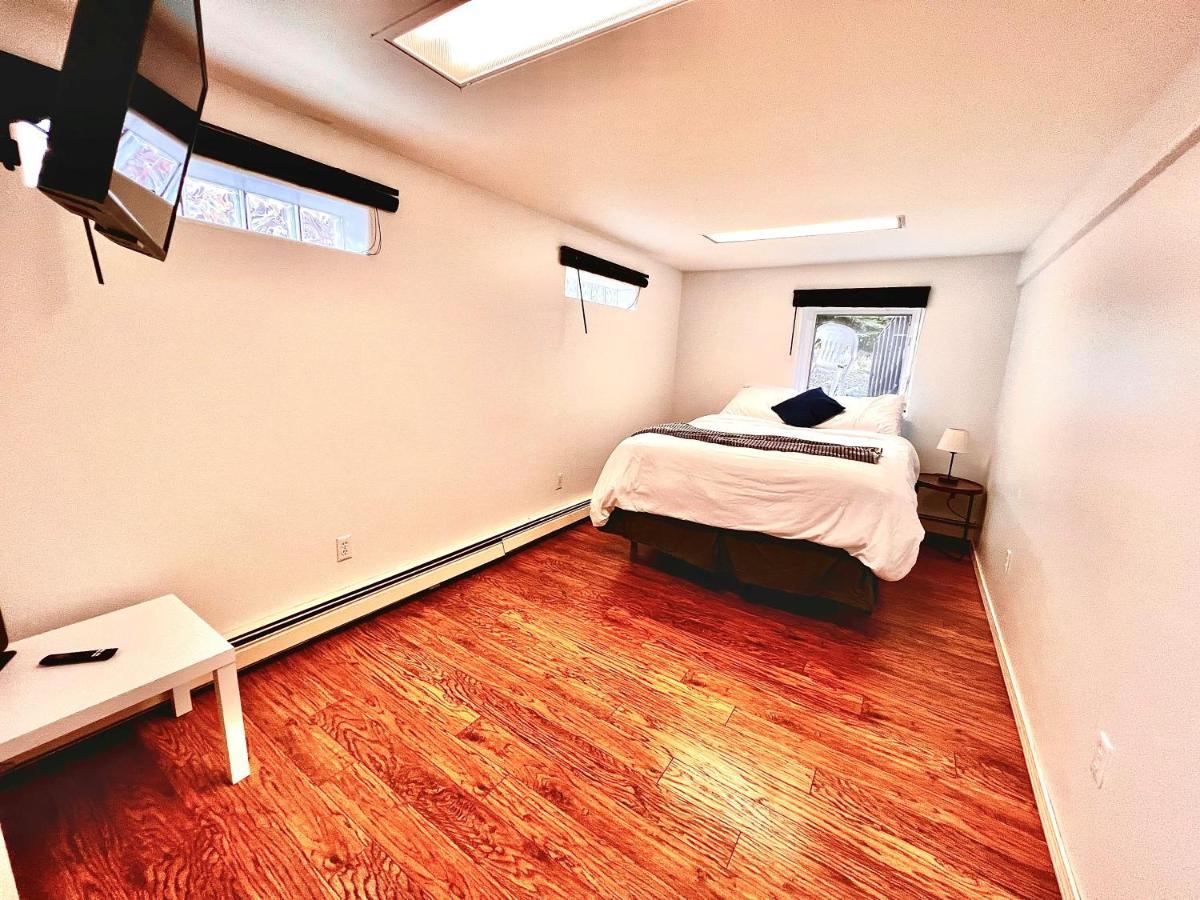 Newly Remodeled Spacious Units, Minutes From Mountains, Inlet, Downtown And Airport *