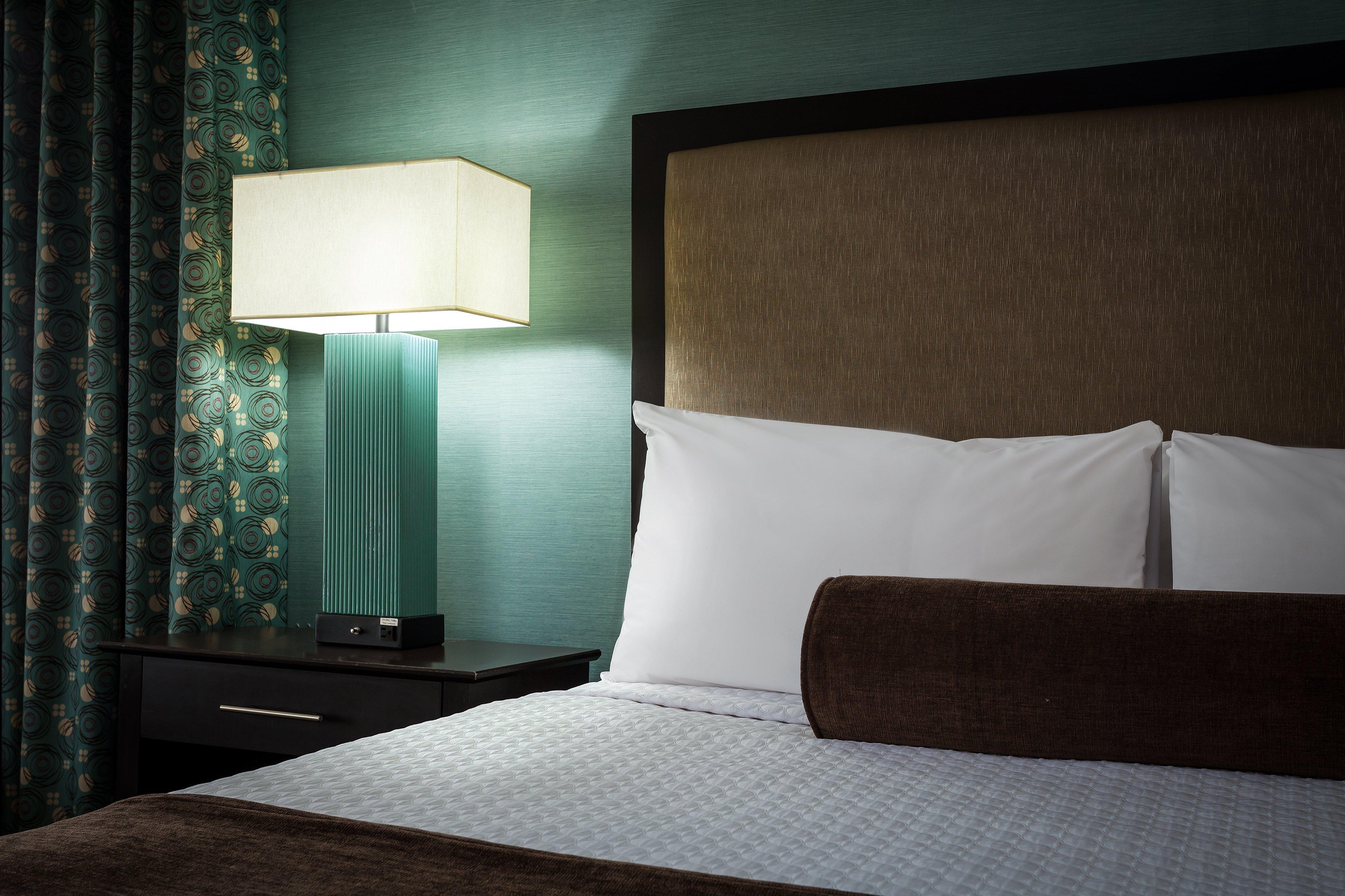 Crowne Plaza Anchorage-midtown By Ihg Hotel