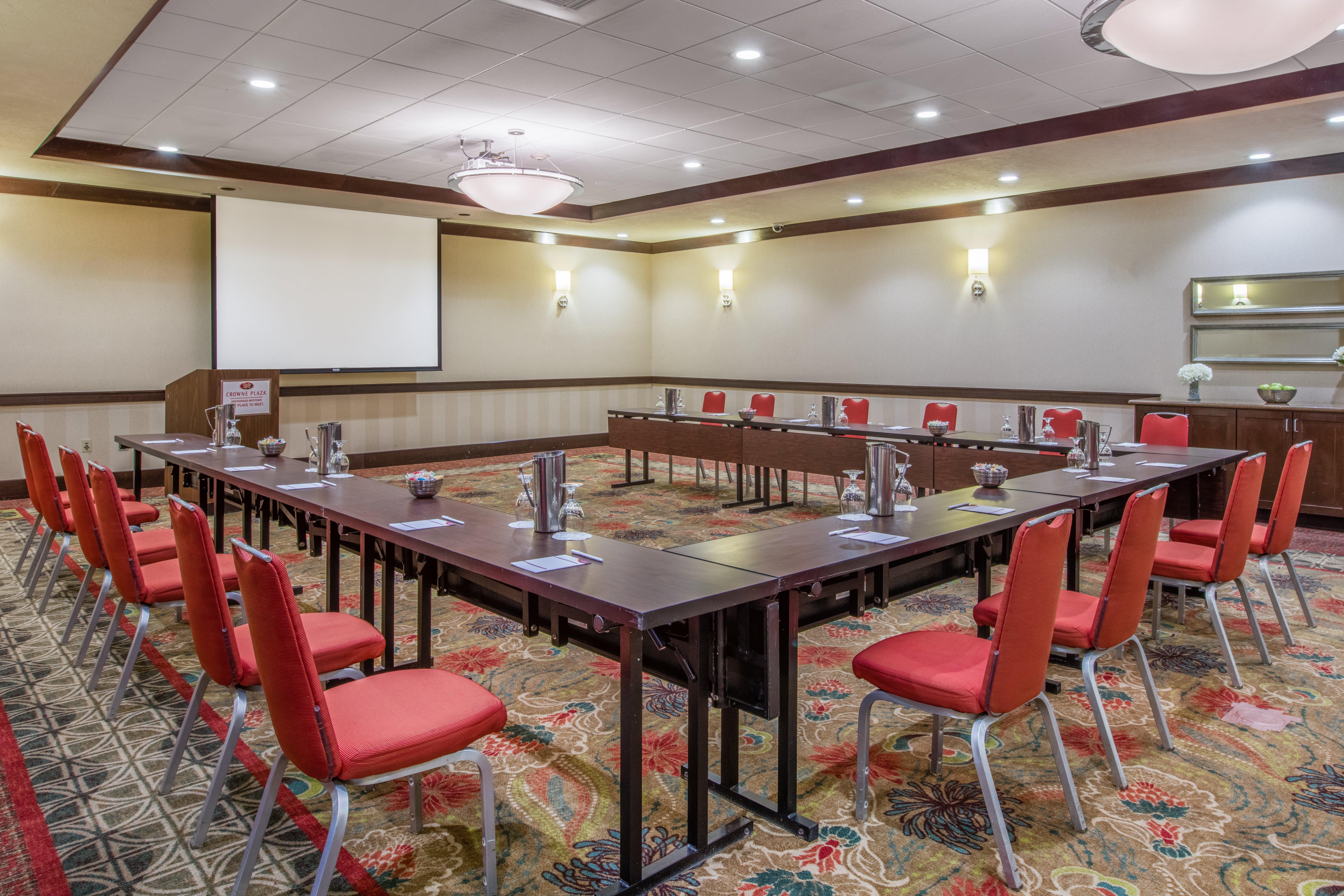 Crowne Plaza Anchorage-midtown By Ihg Hotel