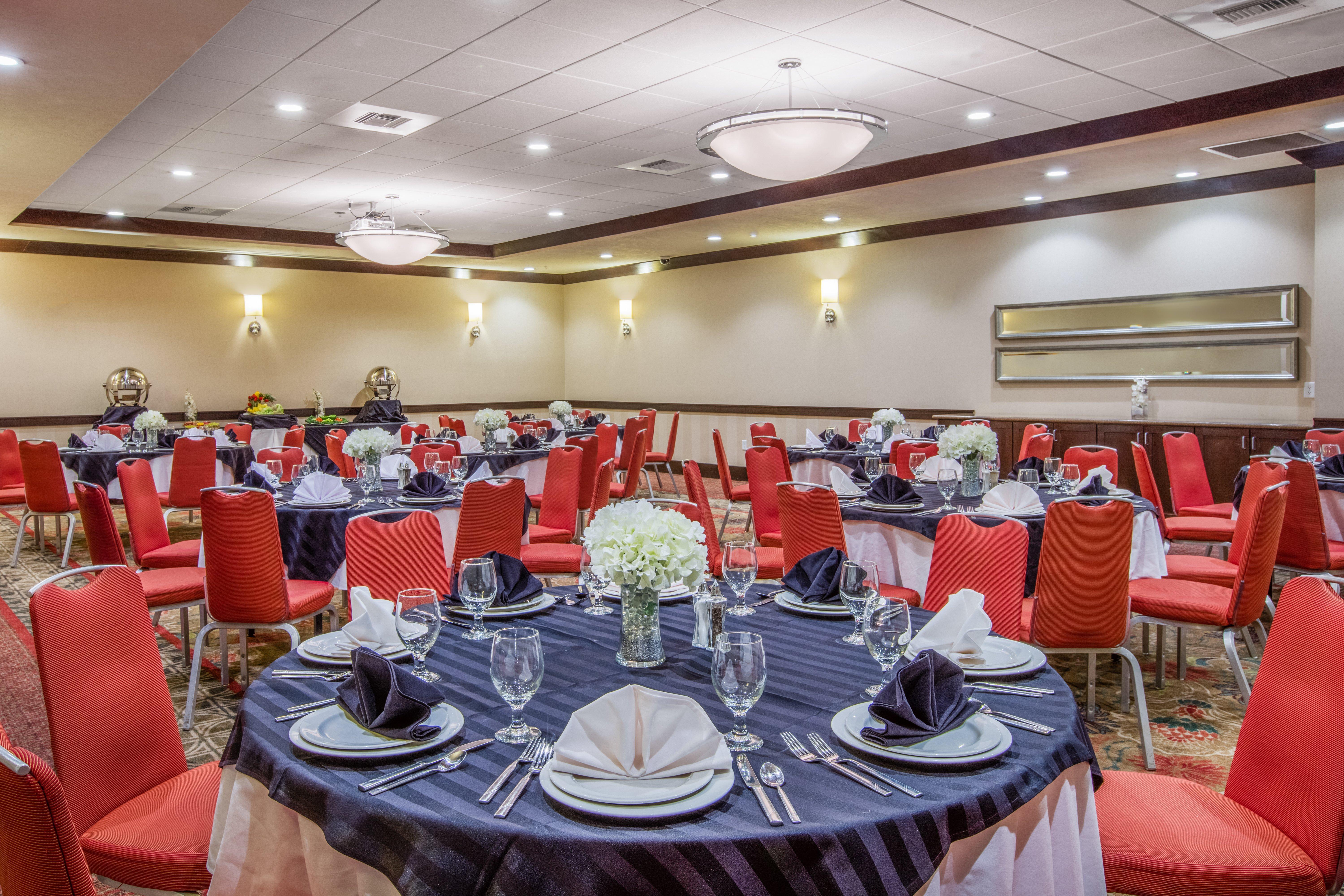 Crowne Plaza Anchorage-midtown By Ihg Hotel 4*