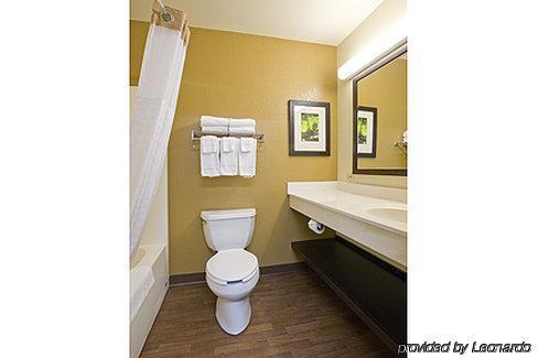 Extended America - - Downtown Hotel