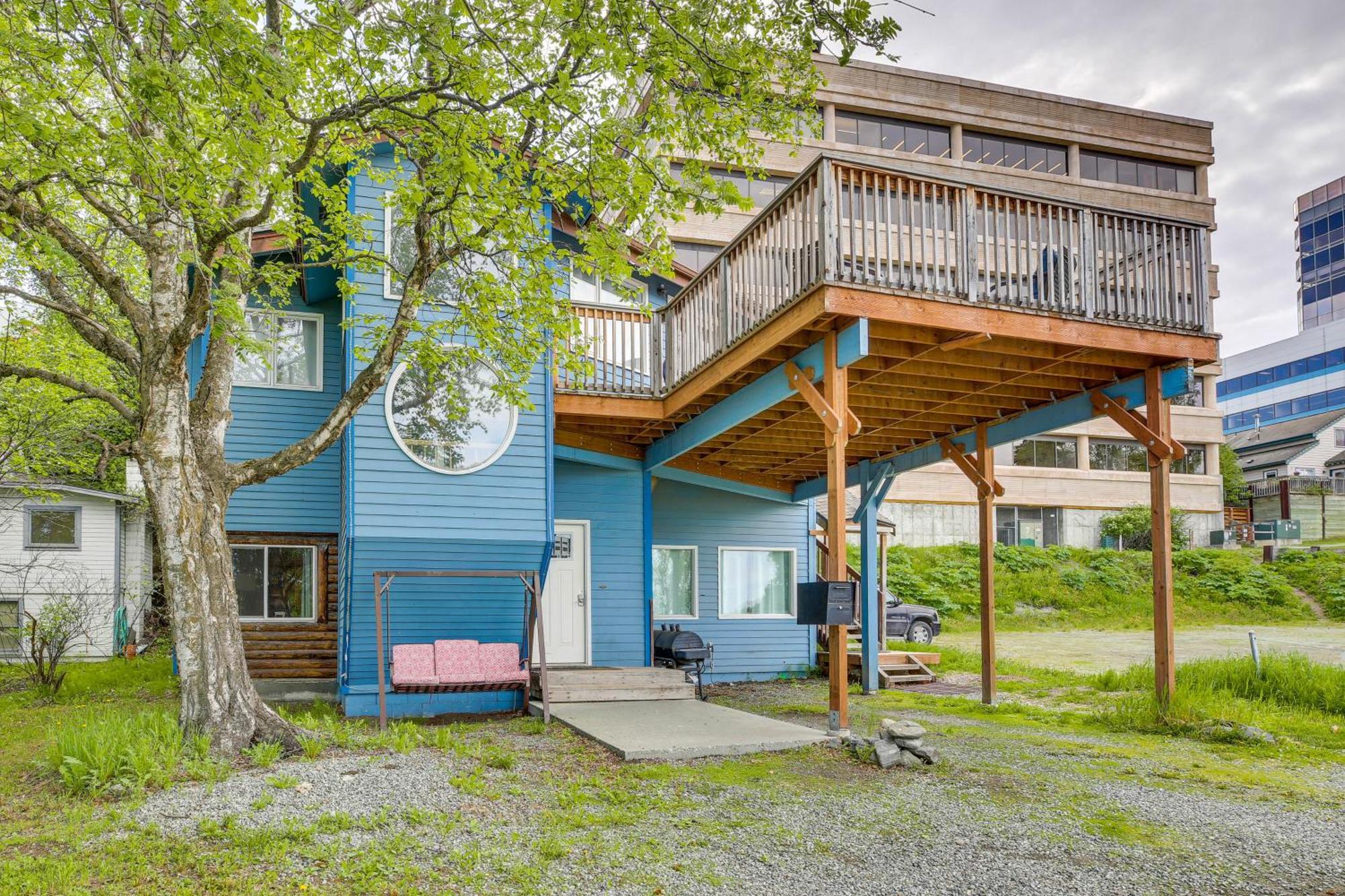 Rustic Hideaway Walk To Coastal Trail! Apartment *