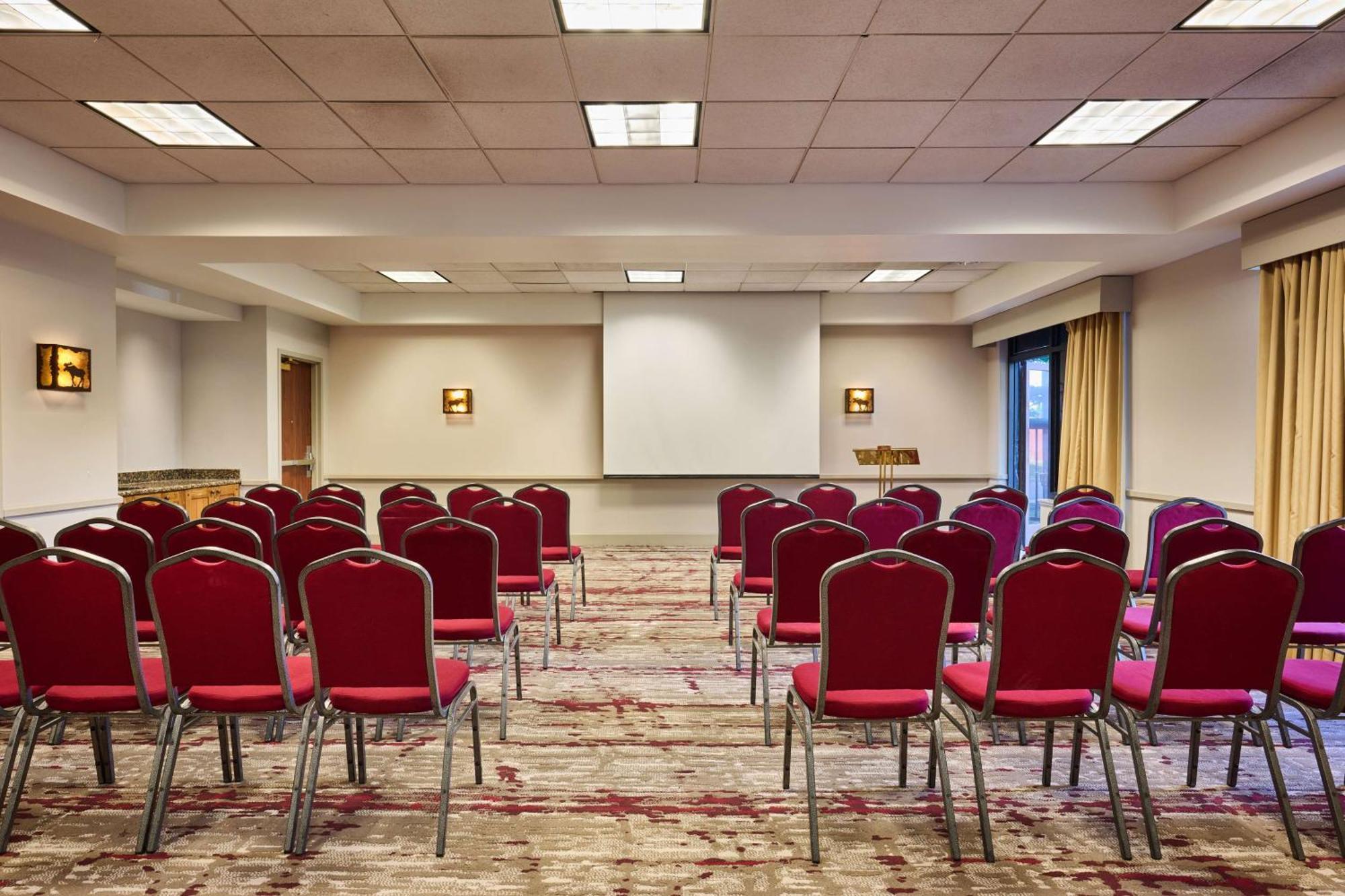 Hilton Garden