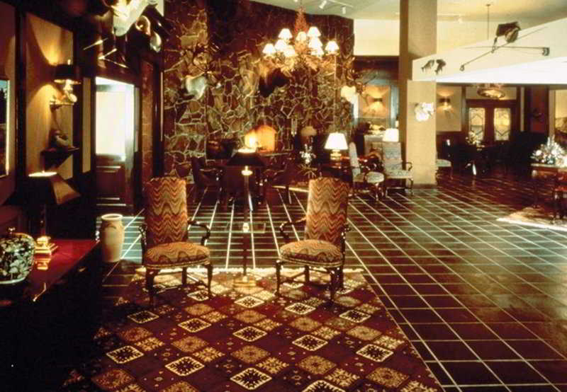 The Lakefront Hotel