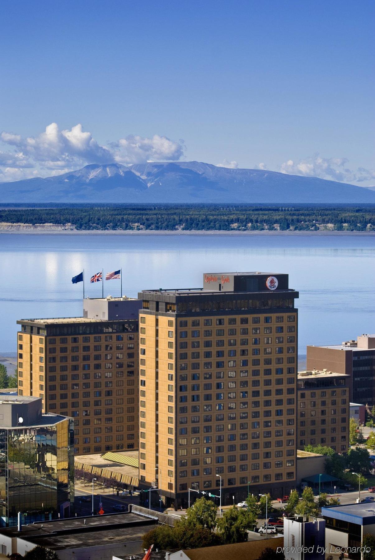 The Captain Cook Hotel 4*