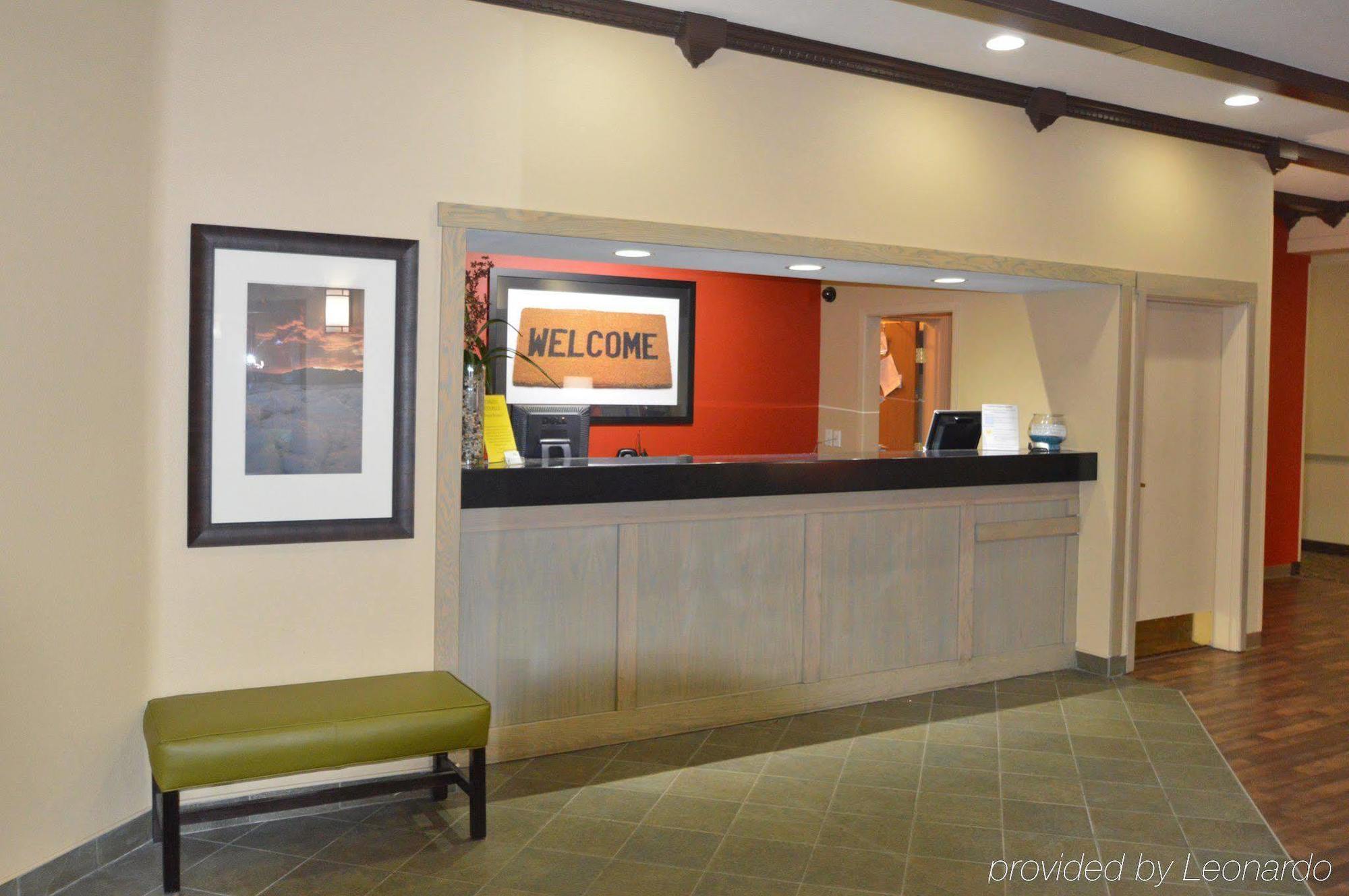Extended America - - Downtown Hotel 2*