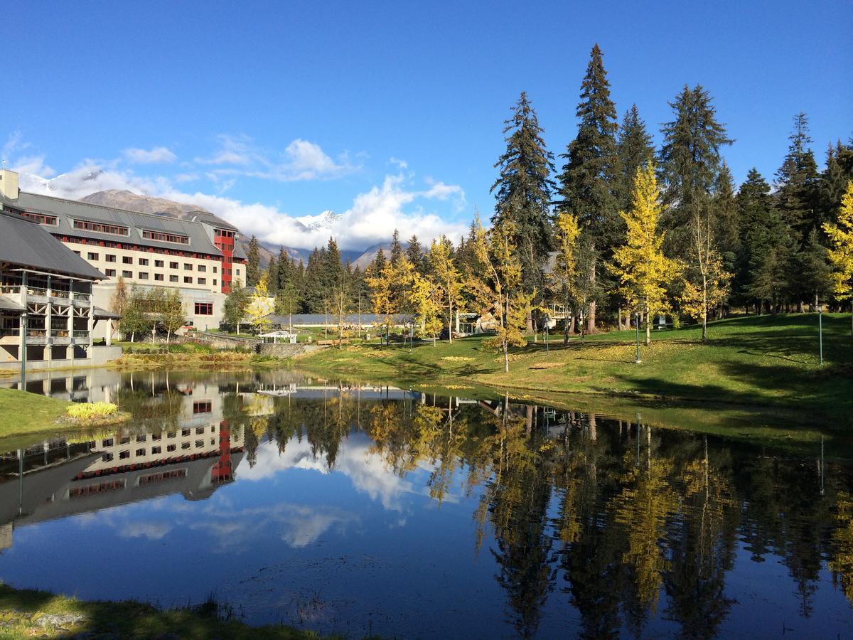 Reflection Lake Bed & Breakfast