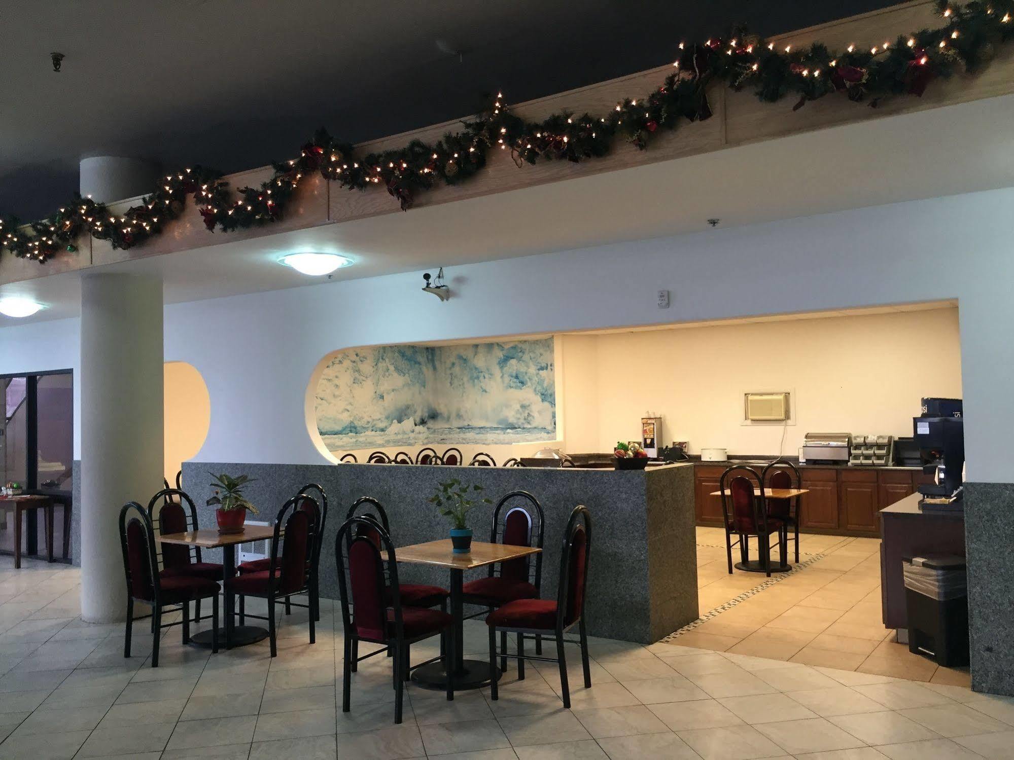 Hotel Alex And